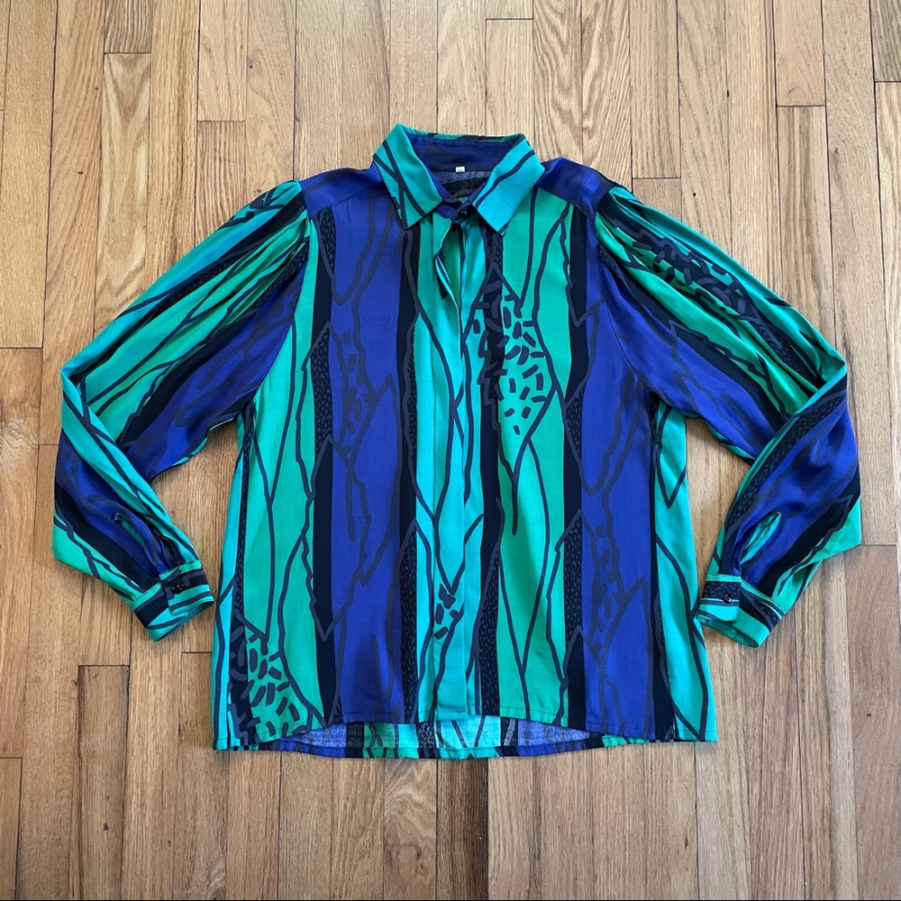 Vintage Blue and Green Patterned Button Up Shirt